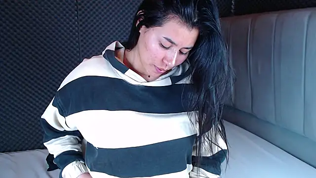  joy yva online show from 22, 12, 2025