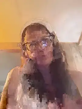 Snapshot of TheGoldenLotus chatting on 23, 5, 2026 TheGoldenLotus online show from 23, 5, 2026