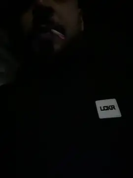 Snapshot of Dikkiduohottt chatting on 24, 1, 2025 Dikkiduohottt online show from 24, 1, 2025