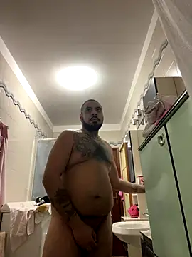 Snapshot of Dikkiduohottt chatting on 7, 11, 2025 Dikkiduohottt online show from 7, 11, 2025