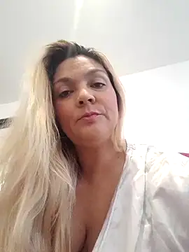 Snapshot of MalorySweet chatting on 1, 6, 2026 MalorySweet online show from 1, 6, 2026