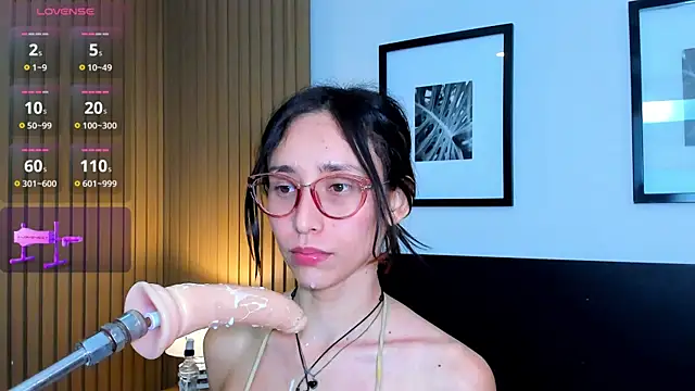 doll bella  online show from 2, 4, 2026