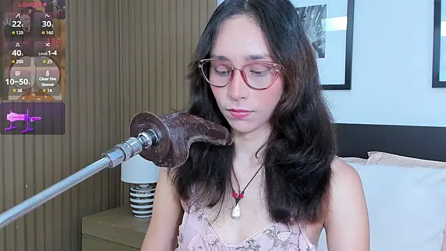 doll bella  online show from 1, 10, 2025