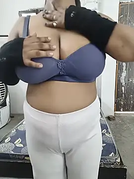 Cute payal0 online show from 17, 5, 2026