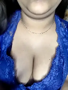 Cute payal0 online show from 10, 3, 2025