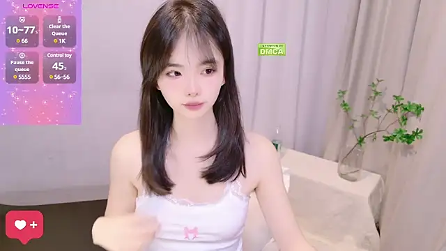 Snapshot of GouGou-111 chatting on 10, 3, 2025 GouGou-111 online show from 10, 3, 2025