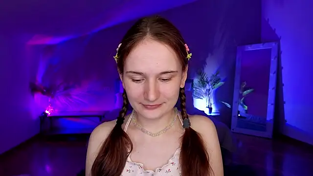 L1ittle kitty  online show from 15, 4, 2026