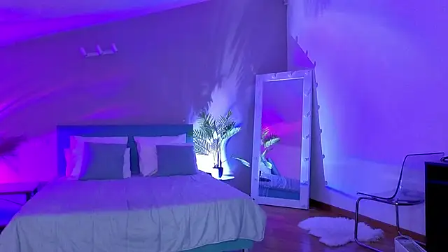 L1ittle kitty  online show from 14, 4, 2026