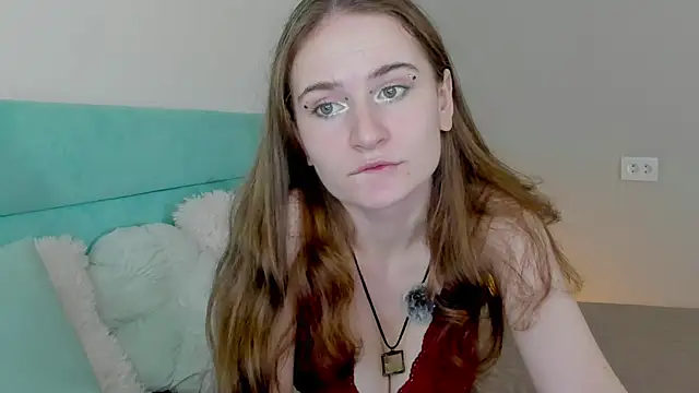 L1ittle kitty  online show from 26, 11, 2025