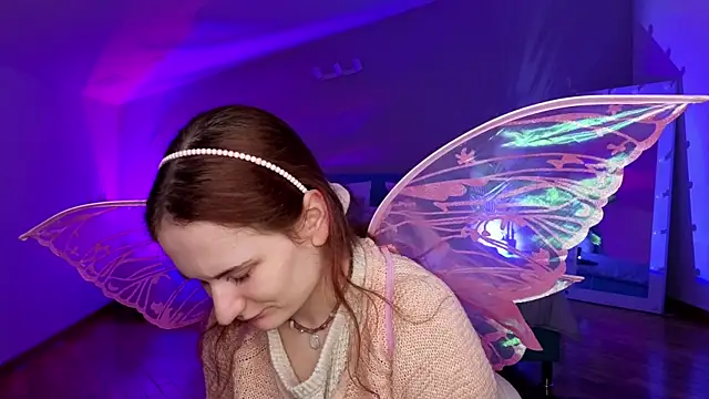 L1ittle kitty  online show from 13, 4, 2026