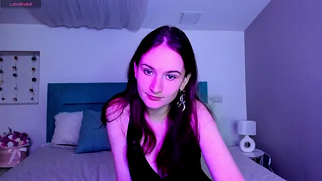 L1ittle kitty  online show from 19, 9, 2025