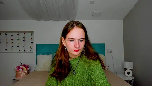 L1ittle kitty  online show from 14, 9, 2025