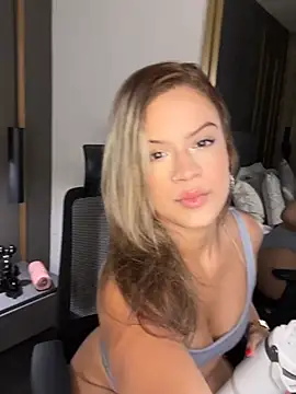 Alisha-Bond online show from 16, 6, 2026