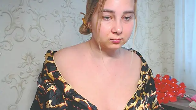DolphinDreams online show from 19, 6, 2026