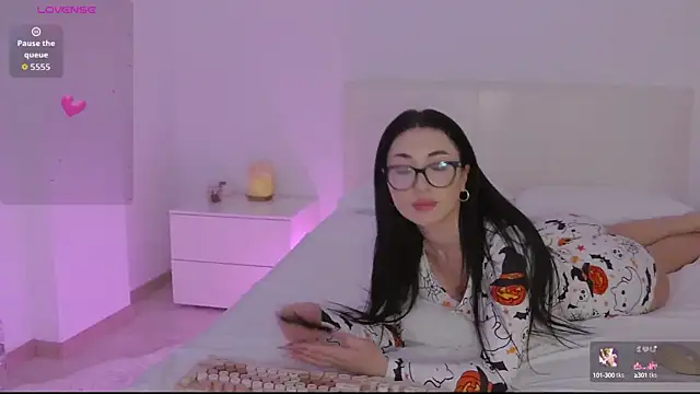 AllisonSky online show from 10, 10, 2025