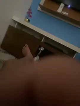 Snapshot of Fenix1002 chatting on 16, 11, 2025 Fenix1002 online show from 16, 11, 2025