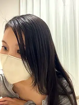 yuki room online show from 8, 12, 2024