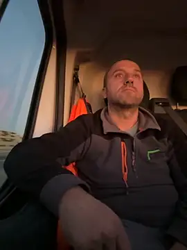 Lecatore80 online show from 27, 11, 2025