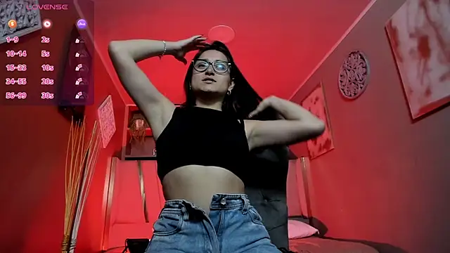 Snapshot of Lucy_Williiams chatting on 24, 9, 2025 Lucy Williiams online show from 24, 9, 2025