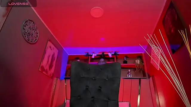 Snapshot of Lucy_Williiams chatting on 16, 11, 2025 Lucy Williiams online show from 16, 11, 2025