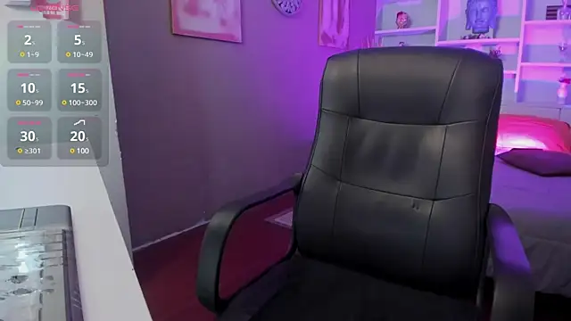 Snapshot of Lucy_Williiams chatting on 11, 3, 2025 Lucy Williiams online show from 11, 3, 2025