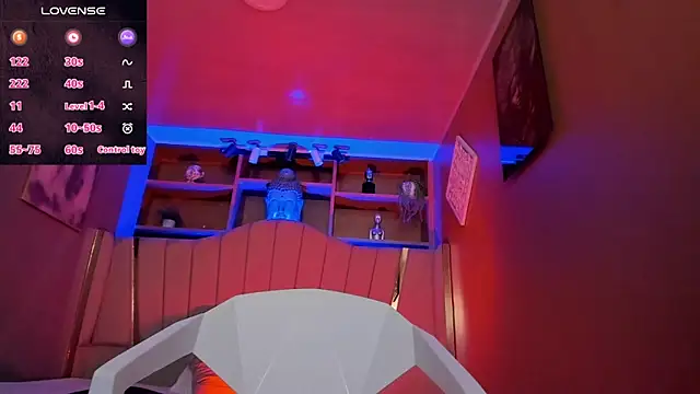 Snapshot of Lucy_Williiams chatting on 15, 10, 2025 Lucy Williiams online show from 15, 10, 2025