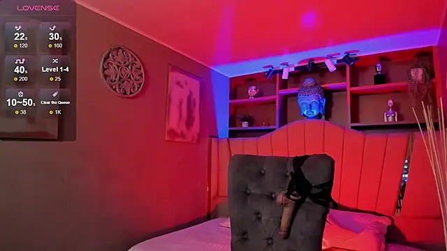 Snapshot of Lucy_Williiams chatting on 14, 11, 2025 Lucy Williiams online show from 14, 11, 2025