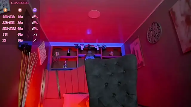 Snapshot of Lucy_Williiams chatting on 19, 9, 2025 Lucy Williiams online show from 19, 9, 2025