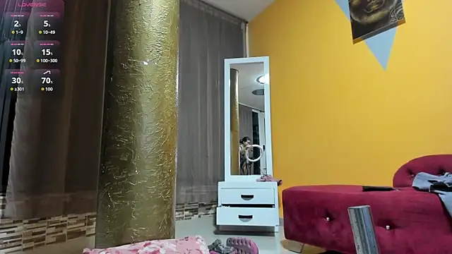 valeria hurtado online show from 7, 10, 2025