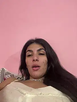 Snapshot of Luz_22 chatting on 27, 12, 2024 Luz 22 online show from 27, 12, 2024