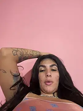 Snapshot of Luz_22 chatting on 25, 12, 2024 Luz 22 online show from 25, 12, 2024