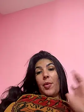 Snapshot of Luz_22 chatting on 1, 12, 2024 Luz 22 online show from 1, 12, 2024