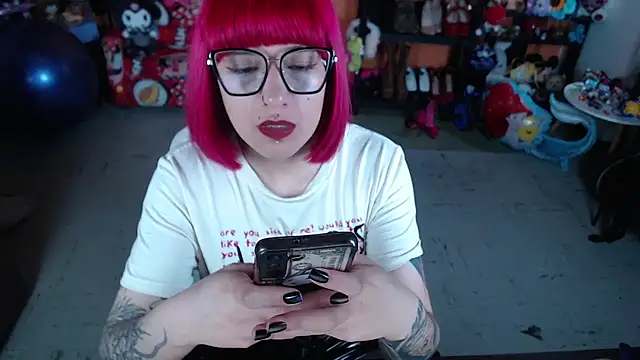 MissMiia2 online show from 26, 11, 2025