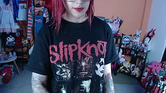 Snapshot of MissMiia2 chatting on 2, 3, 2026 MissMiia2 online show from 2, 3, 2026