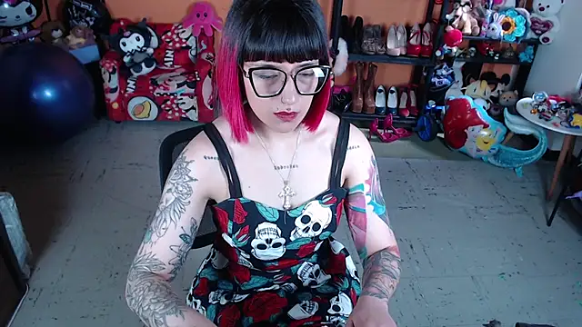 MissMiia2 online show from 12, 11, 2025