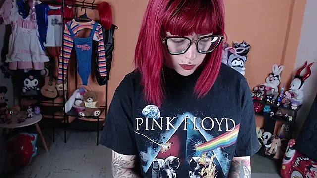 Snapshot of MissMiia2 chatting on 21, 2, 2026 MissMiia2 online show from 21, 2, 2026