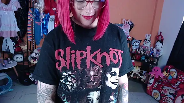 Snapshot of MissMiia2 chatting on 23, 4, 2026 MissMiia2 online show from 23, 4, 2026