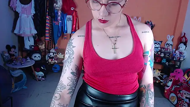 Snapshot of MissMiia2 chatting on 10, 6, 2026 MissMiia2 online show from 10, 6, 2026