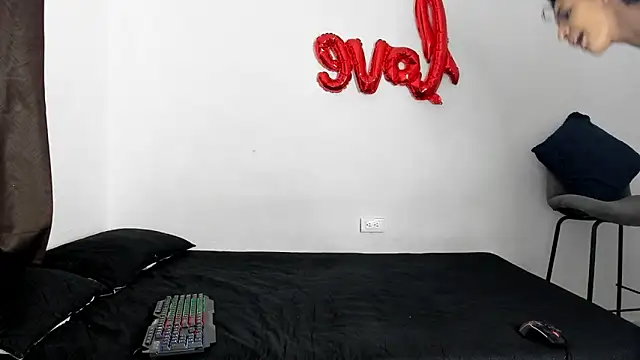 evanscollins online show from 4, 11, 2025