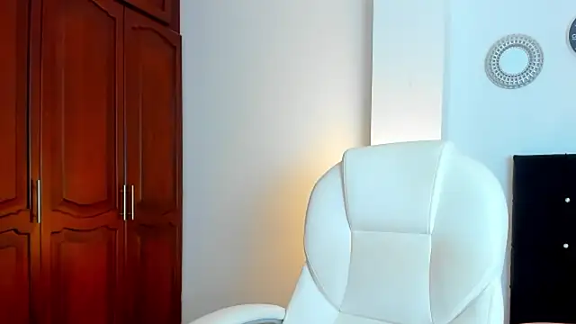 kathyajhonss online show from 10, 5, 2026