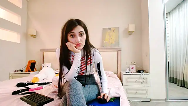 Iren online show from 24, 11, 2025