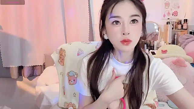 Carly 1 online show from 12, 11, 2025