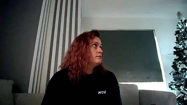 Snapshot of DynamicDuo_oxo chatting on 8, 12, 2024 DynamicDuo oxo online show from 8, 12, 2024