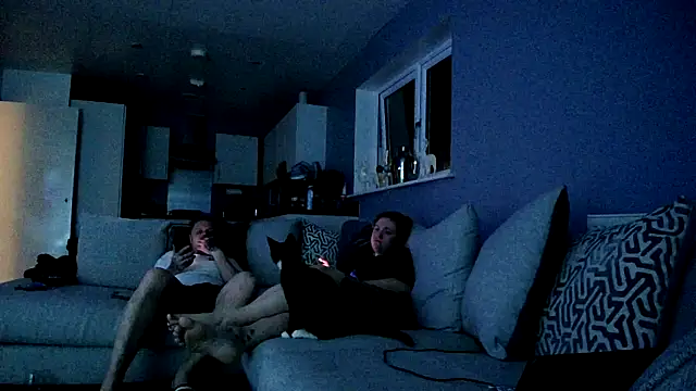 Snapshot of DynamicDuo_oxo chatting on 8, 12, 2024 DynamicDuo oxo online show from 8, 12, 2024