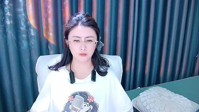 Daisy7 11 online show from 1, 11, 2025