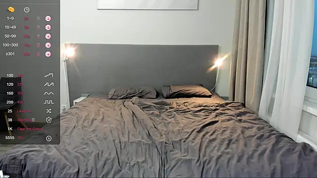 jesssicamooon online show from 8, 9, 2025