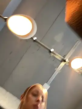 Diamond Bunny  online show from 13, 3, 2026