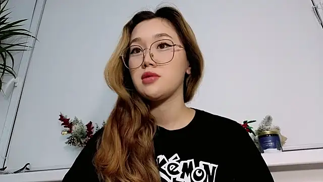 Jennatyan online show from 5, 12, 2025