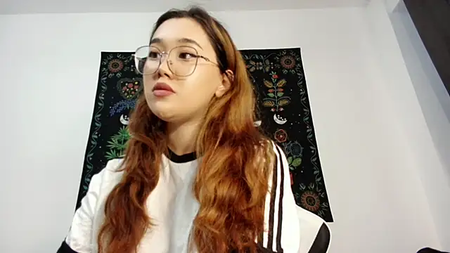 Jennatyan online show from 26, 9, 2025