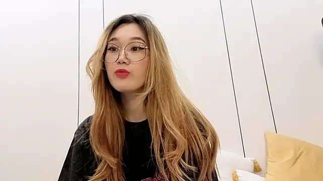 Snapshot of Jennatyan chatting on 5, 2, 2026 Jennatyan online show from 5, 2, 2026